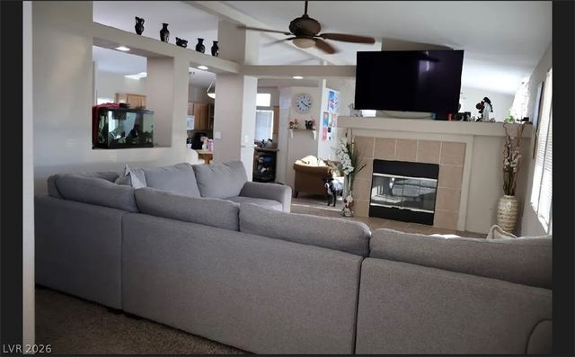 4964 Vista Flora Way, Las Vegas, NV 89121