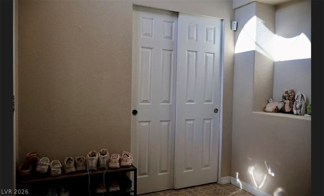 4964 Vista Flora Way, Las Vegas, NV 89121