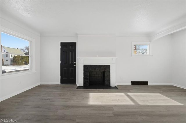 3406 Henderson Road, Cleveland Heights, OH 44112