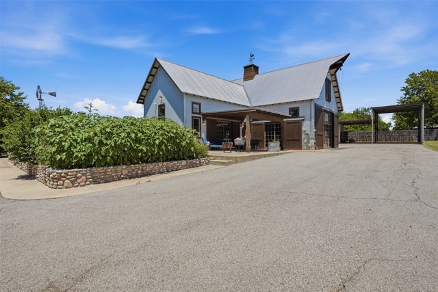 1001 Pate Road, Cresson, TX 76035