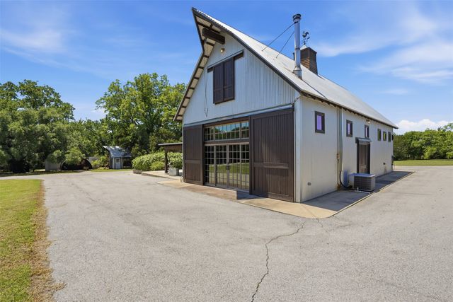 1001 Pate Road, Cresson, TX 76035