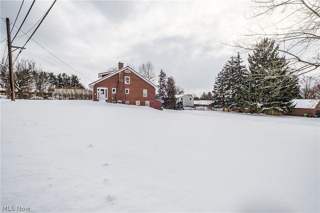 Pittsburg Avenue NW, North Canton, OH 44720