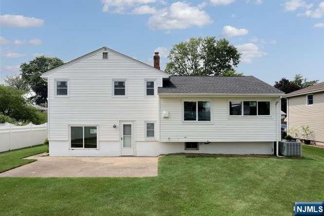 7-32 Richard Street, Fair Lawn, NJ 07410