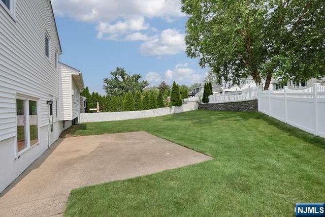 7-32 Richard Street, Fair Lawn, NJ 07410