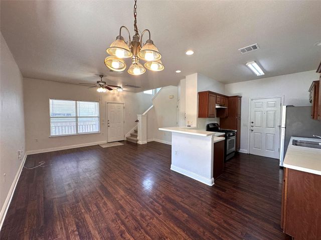 506 Delmar Ave B, Austin, TX 78752