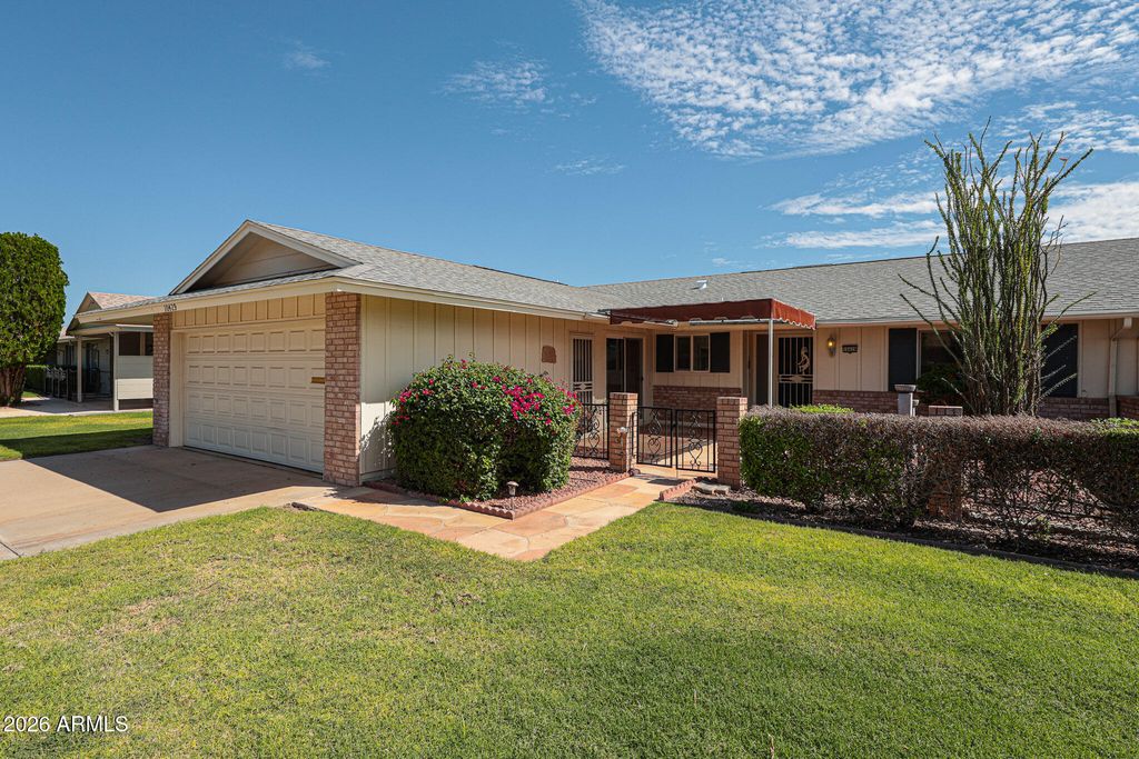 10429 W PRAIRIE HILLS Circle, Sun City, AZ 85351 — exterior