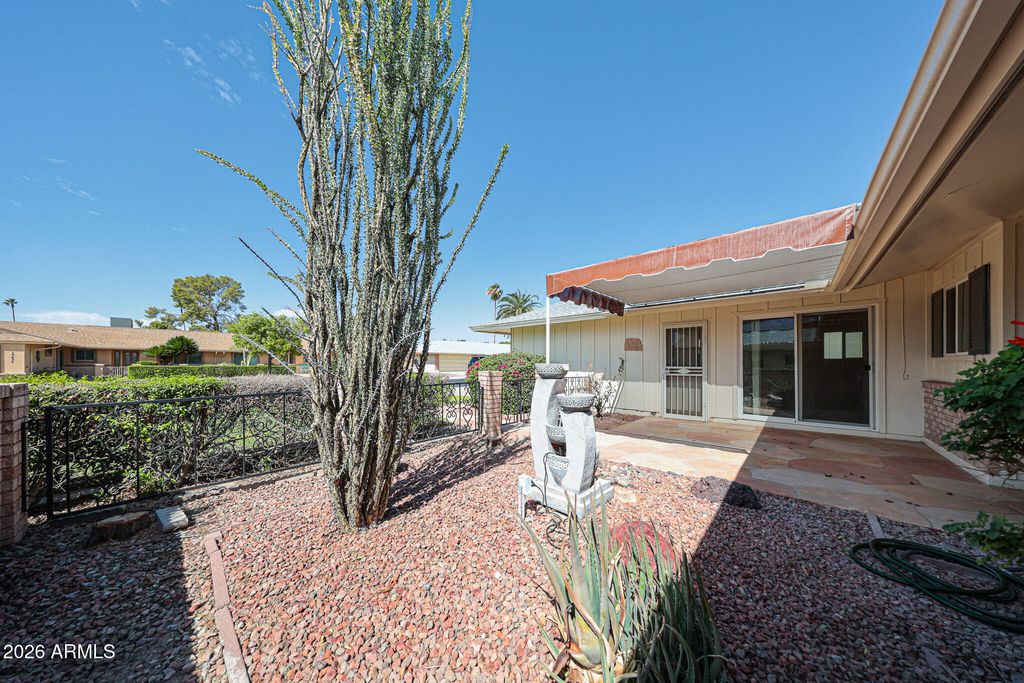 10429 W PRAIRIE HILLS Circle, Sun City, AZ 85351 — photo 3