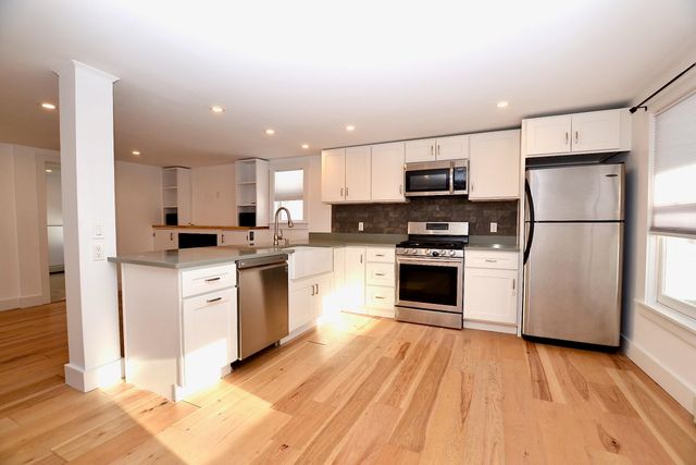 12 East Street, Waterbury, VT 05676