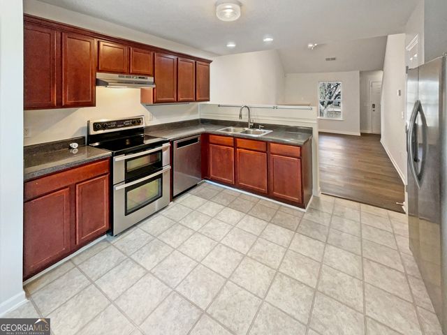 517 Jaclyn Circle, Mcdonough, GA 30253