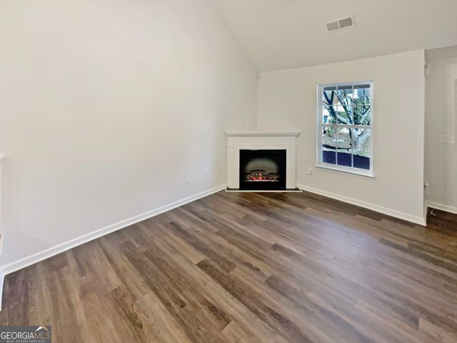 517 Jaclyn Circle, Mcdonough, GA 30253