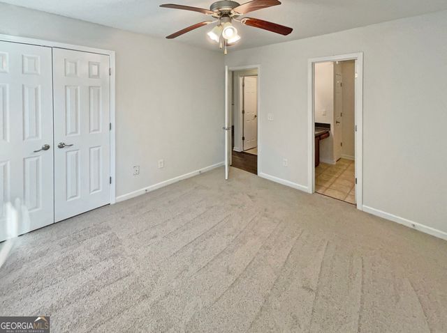 517 Jaclyn Circle, Mcdonough, GA 30253