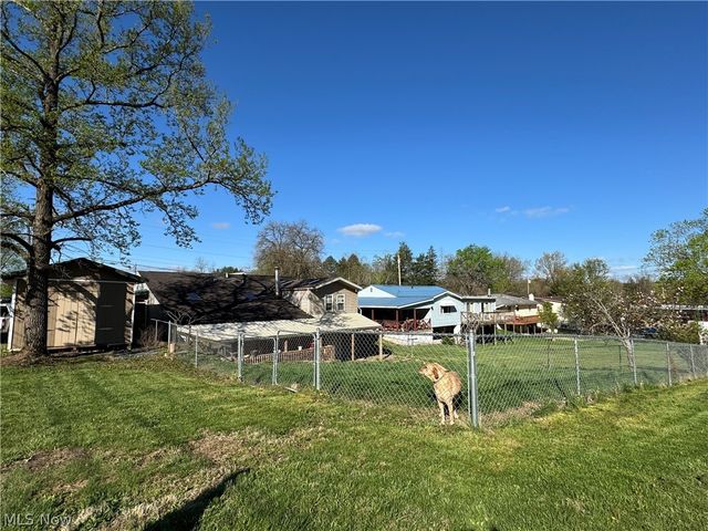 2700 Core Road, Parkersburg, WV 26104