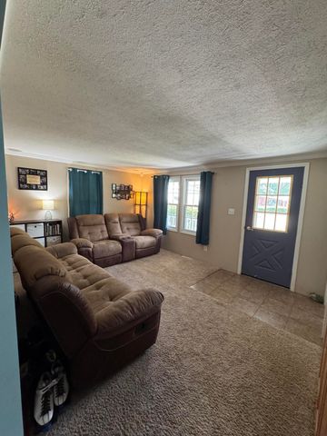 2561 Lake Shore Drive, Howard Twp, MI 49120