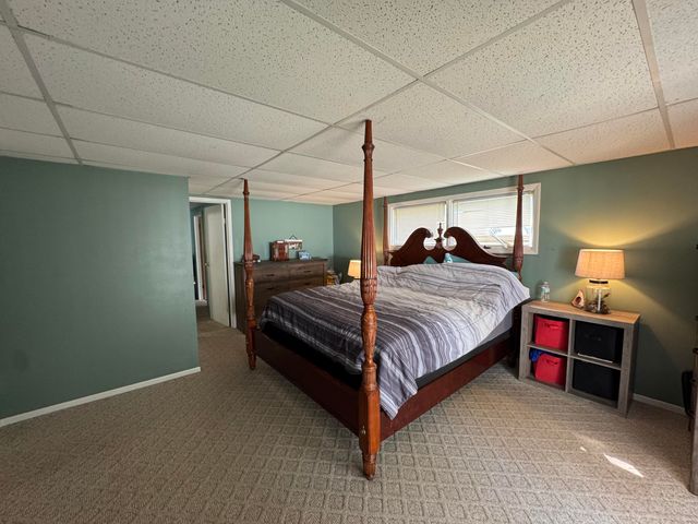 2561 Lake Shore Drive, Howard Twp, MI 49120