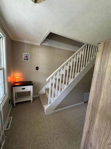 2561 Lake Shore Drive, Howard Twp, MI 49120