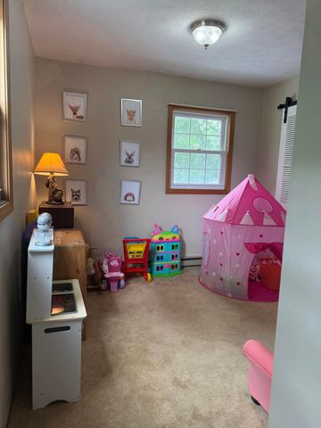 2561 Lake Shore Drive, Howard Twp, MI 49120