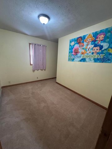 2561 Lake Shore Drive, Howard Twp, MI 49120