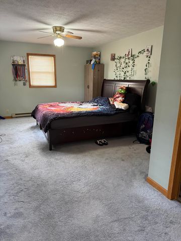 2561 Lake Shore Drive, Howard Twp, MI 49120