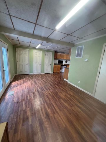 2561 Lake Shore Drive, Howard Twp, MI 49120