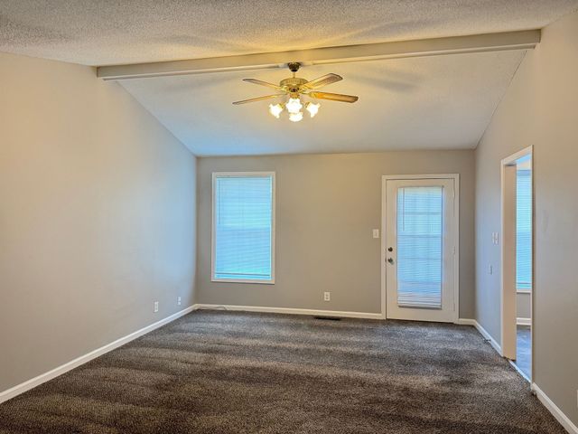 104 Cornelia Ct, Clarksville, TN 37042