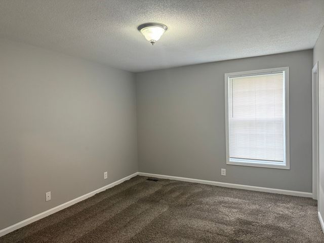 104 Cornelia Ct, Clarksville, TN 37042