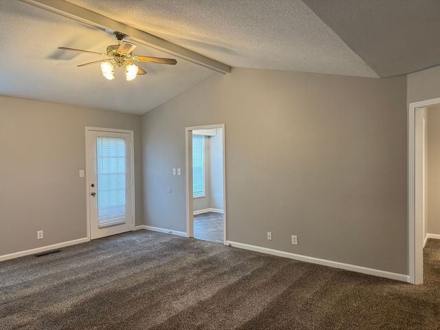 104 Cornelia Ct, Clarksville, TN 37042