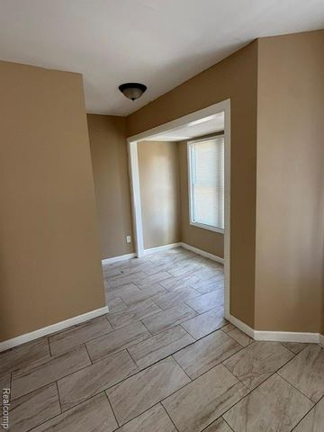 14889 Sussex Street, Detroit, MI 48227