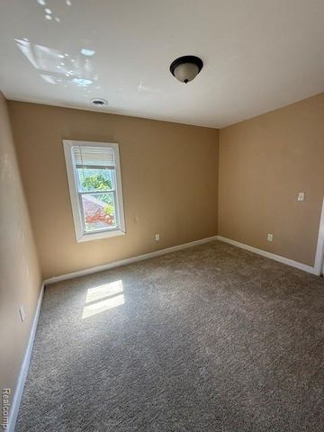 14889 Sussex Street, Detroit, MI 48227