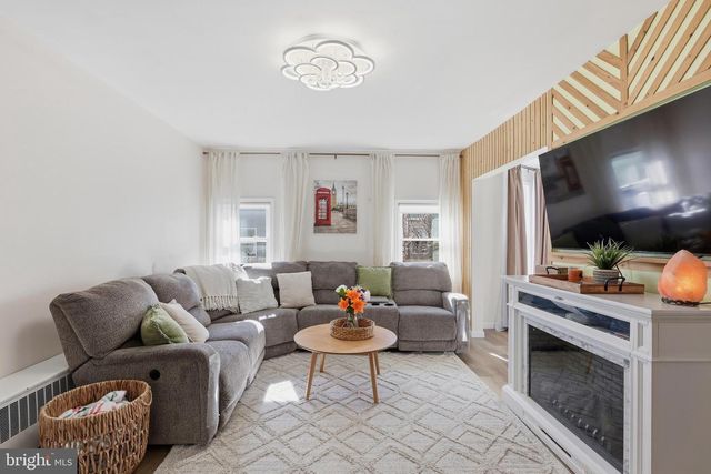 95 PARK AVE, Morrisville, PA 19067