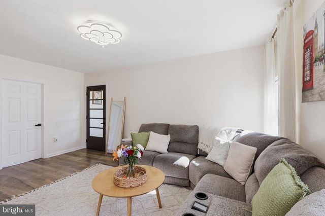 95 PARK AVE, Morrisville, PA 19067