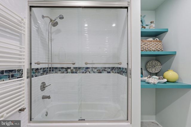 95 PARK AVE, Morrisville, PA 19067