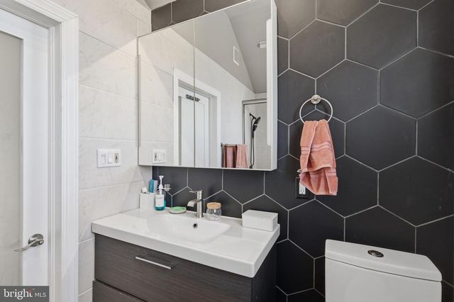 95 PARK AVE, Morrisville, PA 19067