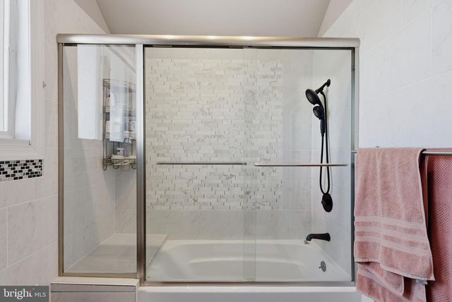 95 PARK AVE, Morrisville, PA 19067