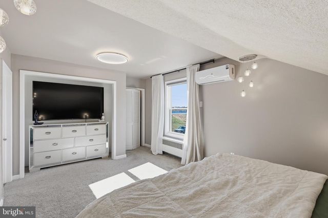 95 PARK AVE, Morrisville, PA 19067