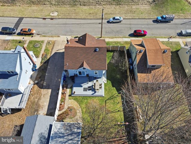 95 PARK AVE, Morrisville, PA 19067