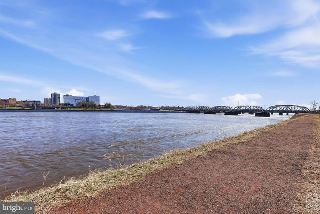 95 PARK AVE, Morrisville, PA 19067