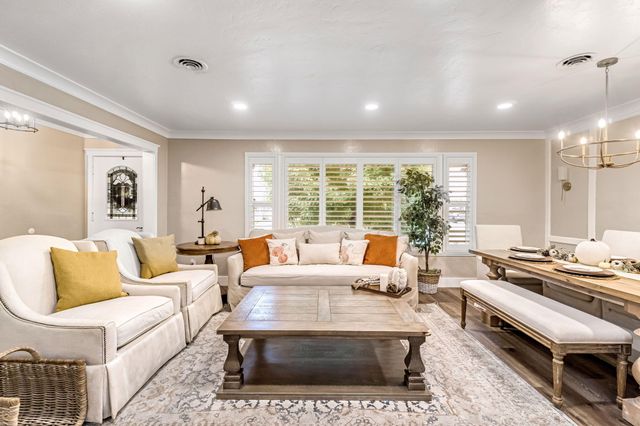 1103 S Linda Vista Street, Visalia, CA 93277