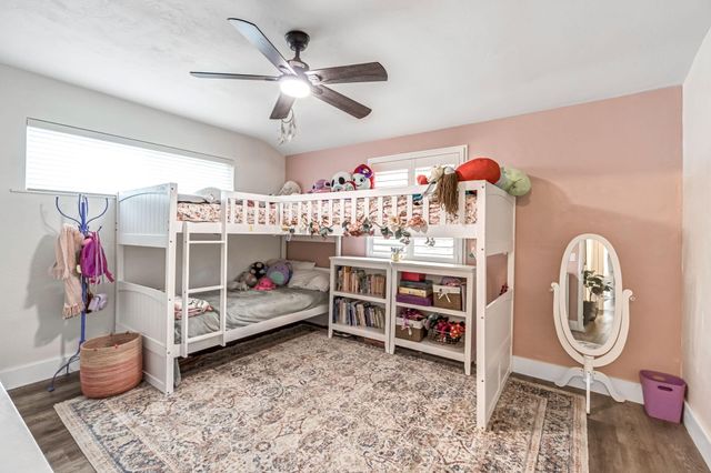 1103 S Linda Vista Street, Visalia, CA 93277