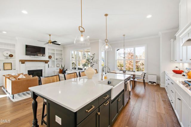 4104 Green Chase Way, Apex, NC 27539