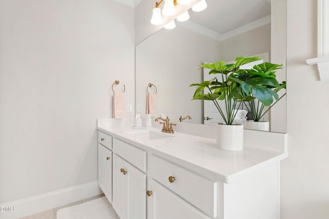 4104 Green Chase Way, Apex, NC 27539