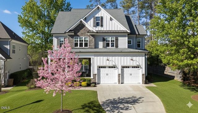 4104 Green Chase Way, Apex, NC 27539