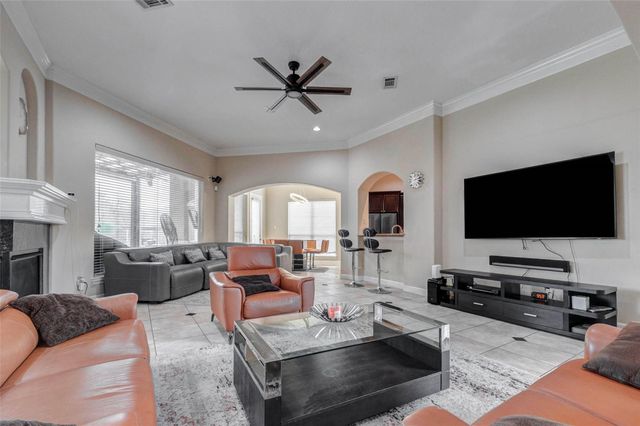 9003 Knightwood Court, Richmond, TX 77469