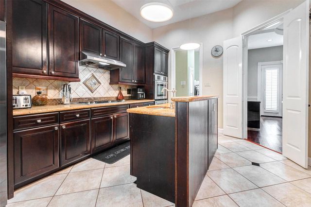 9003 Knightwood Court, Richmond, TX 77469