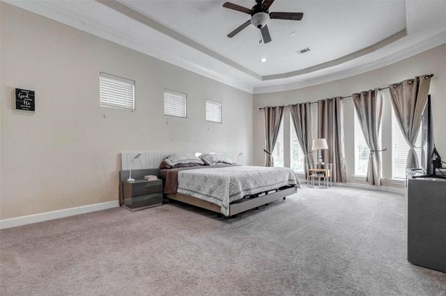 9003 Knightwood Court, Richmond, TX 77469