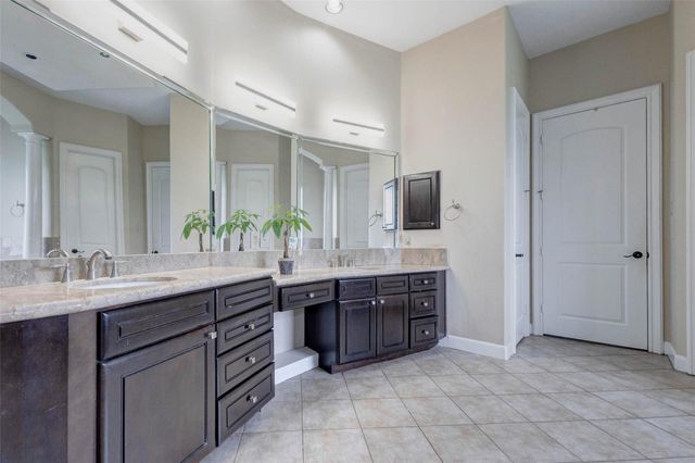 9003 Knightwood Court, Richmond, TX 77469