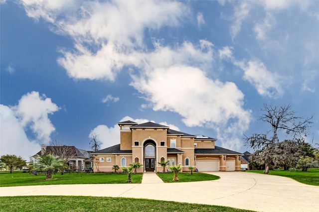 9003 Knightwood Court, Richmond, TX 77469