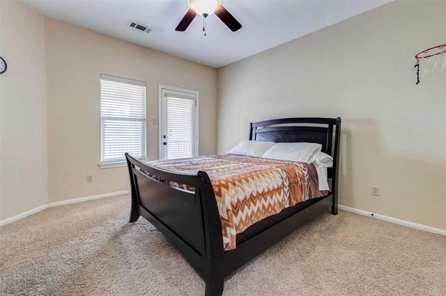 9003 Knightwood Court, Richmond, TX 77469