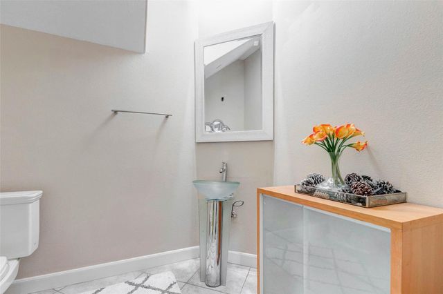 9003 Knightwood Court, Richmond, TX 77469