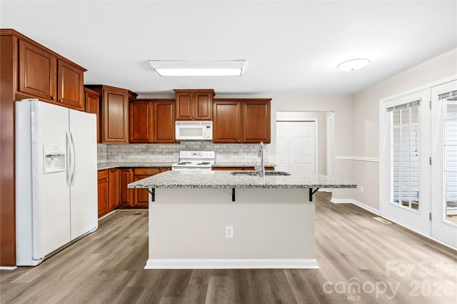 108 Woodstork Cove Road, Mooresville, NC 28117