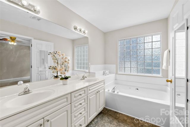 108 Woodstork Cove Road, Mooresville, NC 28117